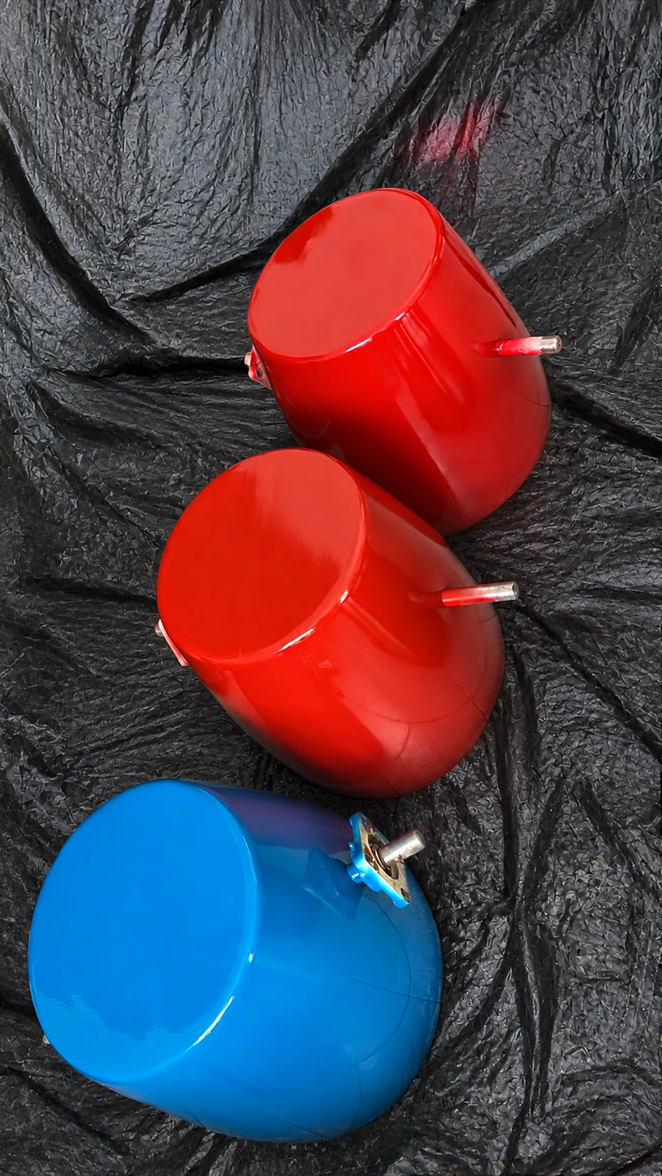 Piezas en fibra de vidrio con acabado en gelcoat rojo